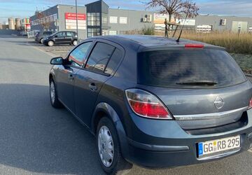 Opel Astra 192.000 km 1.990 &euro; Morfelden 64546