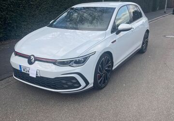 VW Golf 11.850 km 27.750 &euro; Wiesbaden 65193