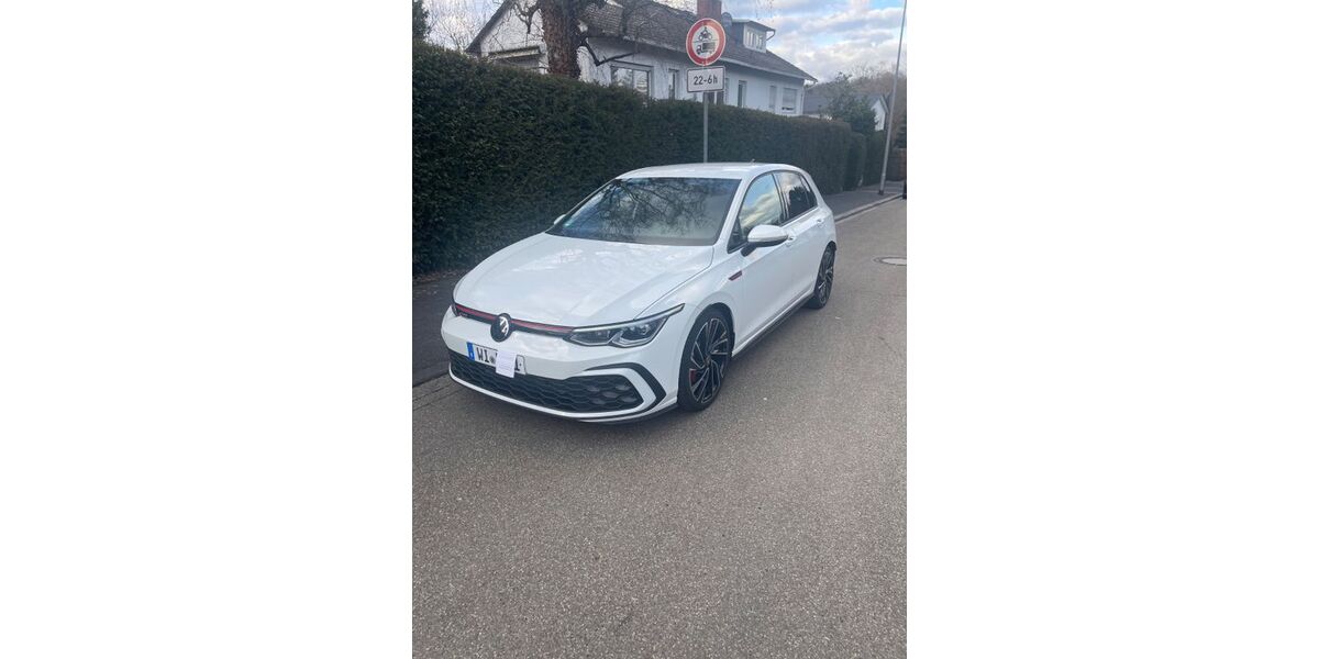 VW Golf 11.850 km 27.750 &euro; Wiesbaden 65193