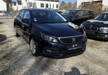 Peugeot 308 104.000 km 8.599 &euro; Wiesbaden 65197