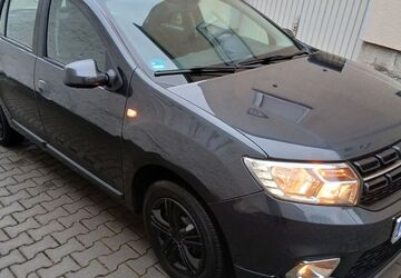 Dacia Logan 95.000 km 8.600 &euro; Sörgenloch 55270