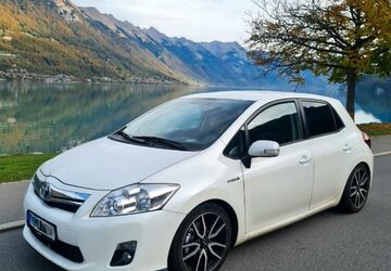 Toyota Auris 140.000 km 9.550 &euro; Eltville 65343