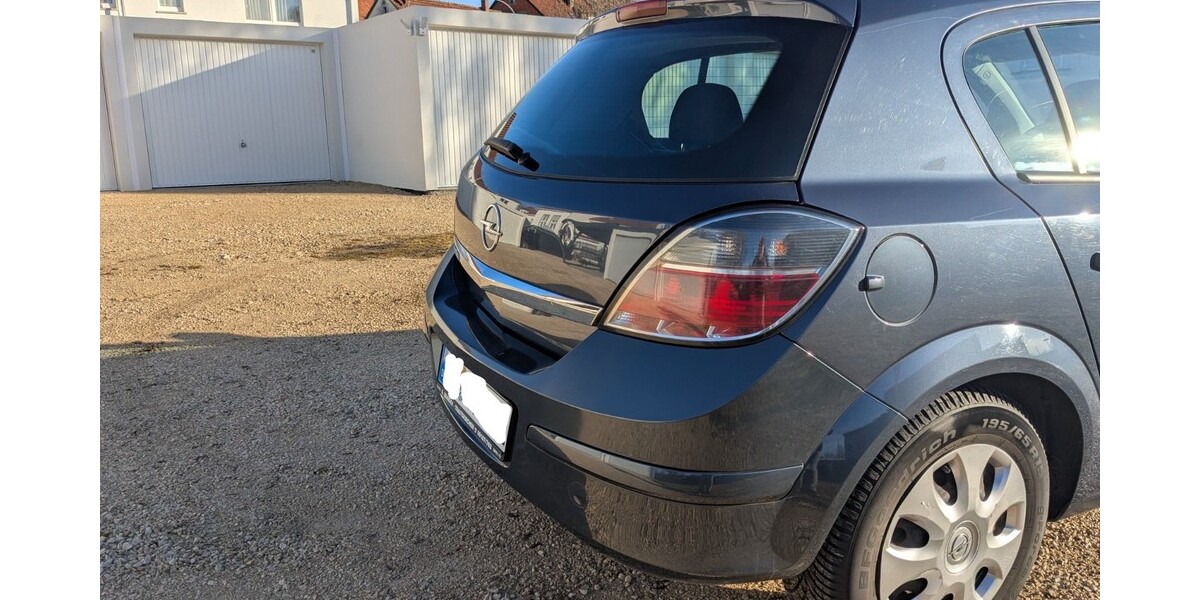 Opel Astra 132.000 km 4.900 &euro; Wiesbaden 65183