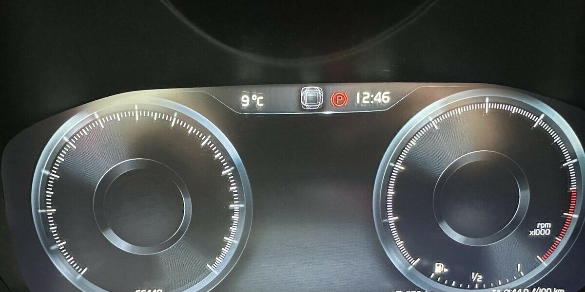 Volvo V90 Cross Country Pro AWD Top Ausstattung 20 Zoll 66.447 km 29.900 &euro; Mainz 55122