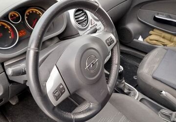 Opel Corsa 146.200 km 2.950 &euro; Allendorf 56370