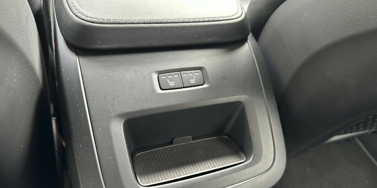 Volvo V90 Cross Country Pro AWD Top Ausstattung 20 Zoll 66.447 km 29.900 &euro; Mainz 55122