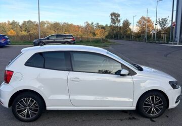 VW Polo 156.000 km 5.000 &euro; Mörfelden 64546