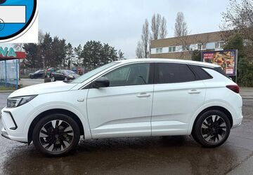 Opel Grandland (X) 46.076 km 24.950 &euro; Raunheim 65479