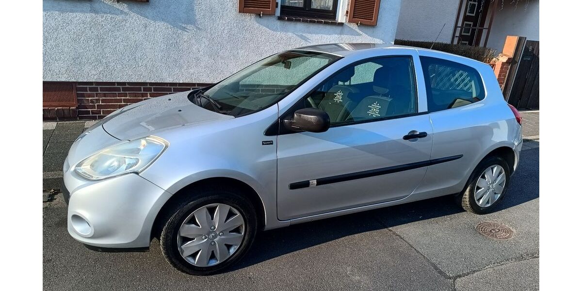 Renault Clio 105.871 km 3.100 &euro; Hattersheim 65795