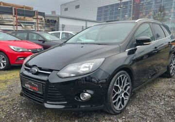 Ford Focus 124.995 km 7.990 &euro; Rüsselsheim am Main 65428