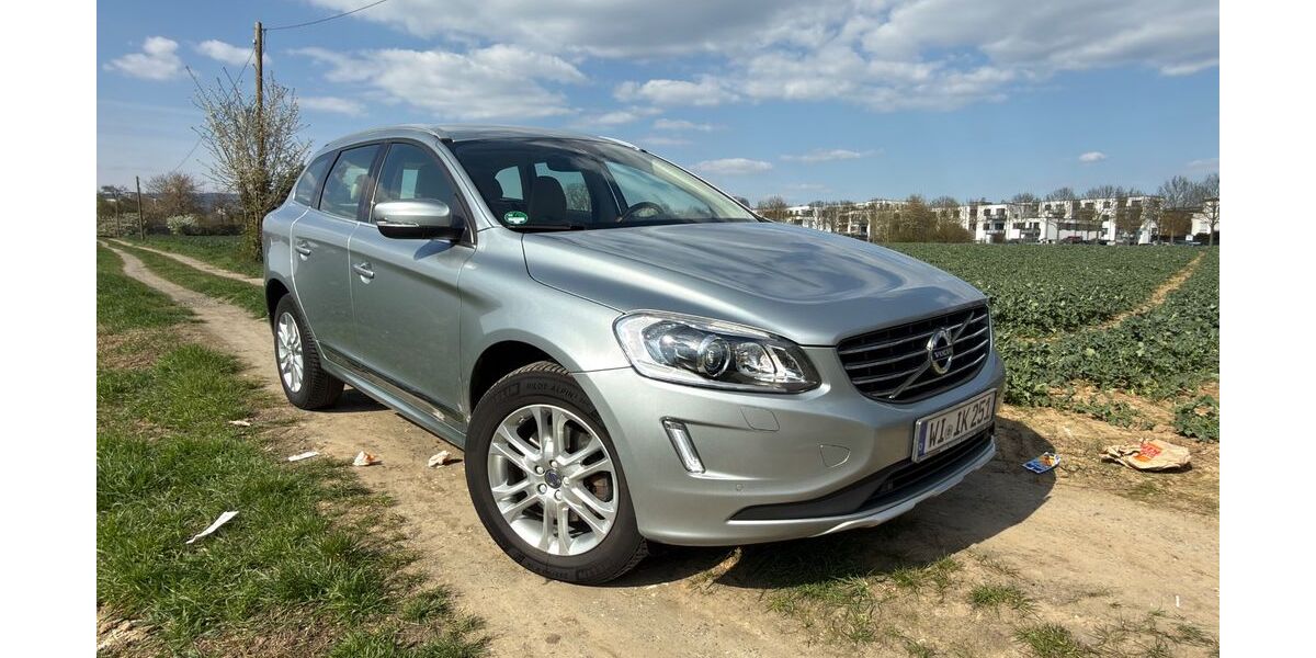 Volvo XC60 142.000 km 17.090 &euro; Wiesbaden 65199