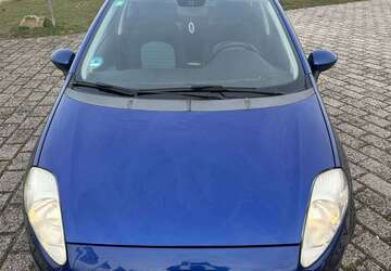Fiat Grande Punto 131.700 km 2.200 &euro; budenheim 55257
