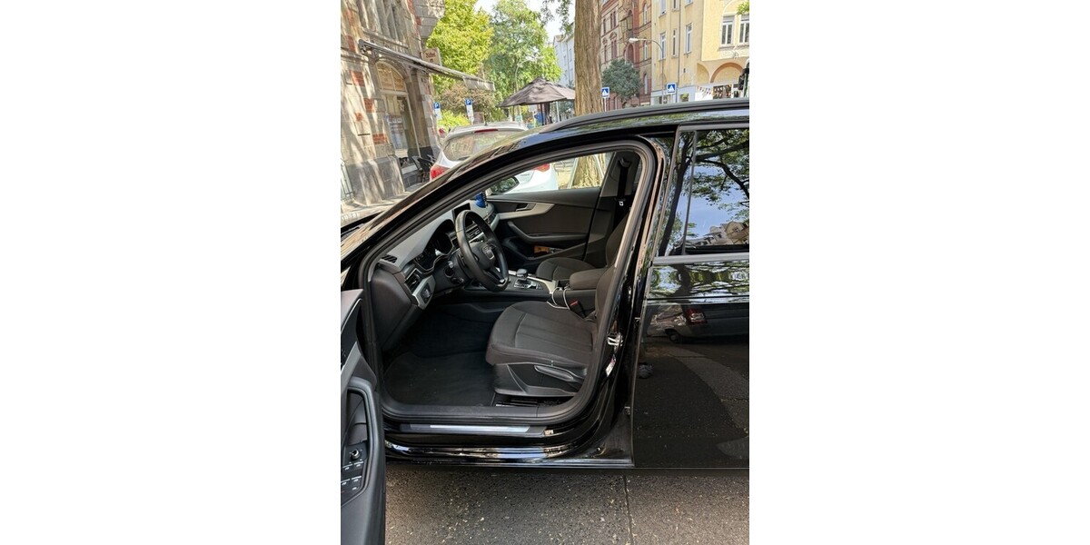 Audi a4 tdi basis 168.599 km 16.000 &euro; Wiesbaden 65183