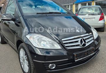 Mercedes-Benz A 180 29.500 km 10.900 &euro; Liederbach 65835