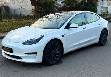 Tesla Model 3 167.000 km 21.990 &euro; Flörsheim am Main 65439