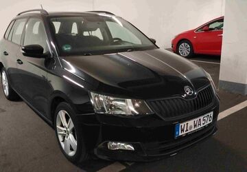Skoda Fabia 111.000 km 8.000 &euro; Wiesbaden 65191