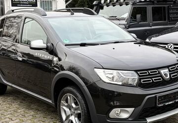 Dacia Sandero 73.000 km 9.600 &euro; Wiesbaden 65199