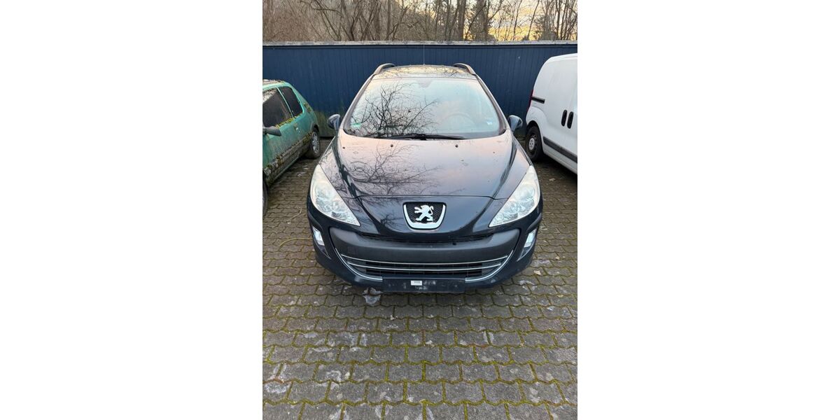 Peugeot 308 127.000 km 1.500 &euro; Bad Camberg 65520