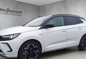 Opel Grandland (X) 46.149 km 28.950 &euro; Rüsselsheim 65428