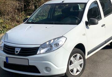Dacia Sandero 141.000 km 1.500 &euro; Wiesbaden 65197