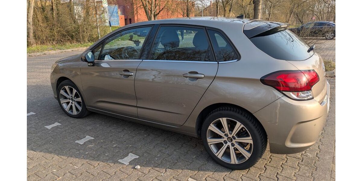 Citroen C4 130.000 km 6.700 &euro; Wiesbaden 65195