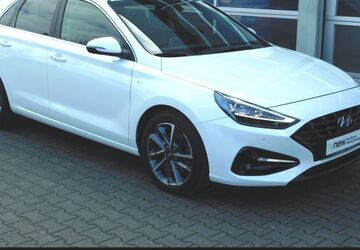 Hyundai i30 32.300 km 19.490 &euro; Mainz-Kastel 55252