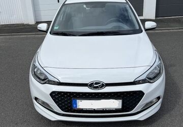 Hyundai i20 86.382 km 6.750 &euro; Wiesbaden 65193