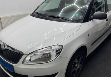 Skoda Fabia 191.342 km 2.790 &euro; Wiesbaden 65207