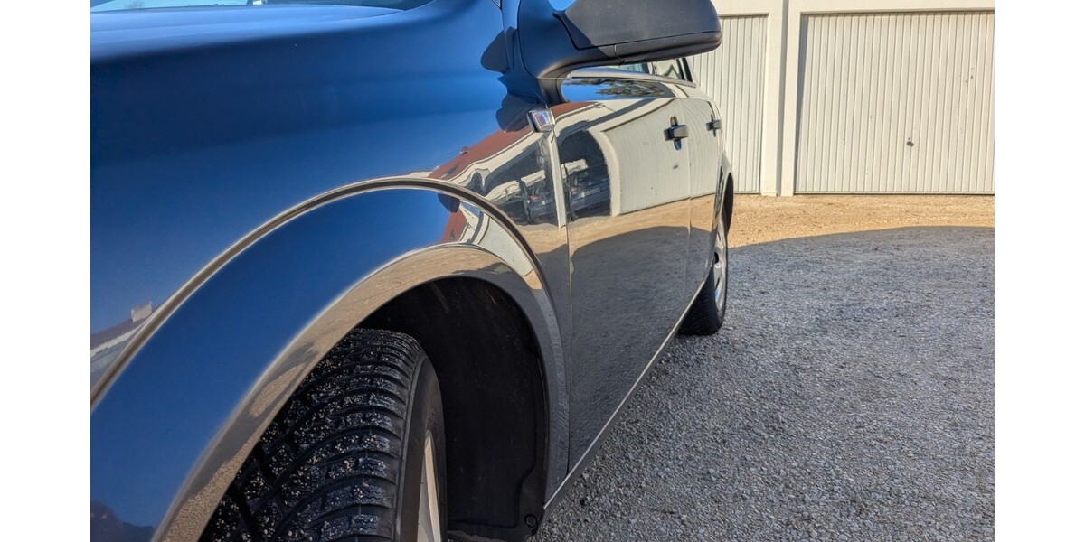 Opel Astra 132.000 km 4.900 &euro; Wiesbaden 65183