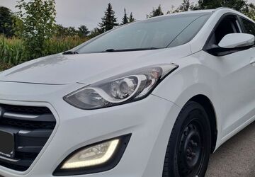 Hyundai i30 140.000 km 6.800 &euro; Wiesbaden 65187