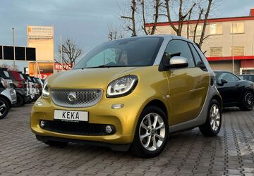 Smart ForTwo 53.011 km 13.790 &euro; Wiesbaden 65187