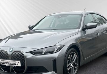 BMW i4 28.413 km 41.870 &euro; Wiesbaden 65203