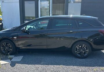 Opel Astra 33.363 km 13.300 &euro; Raunheim 65479