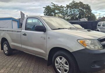 Toyota Hilux 173.000 km 13.900 &euro; Mainz-Kostheim 55246