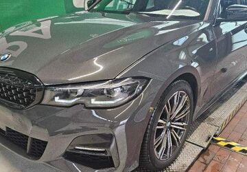 BMW 330 173.000 km 23.990 &euro; Wiesbaden 65199