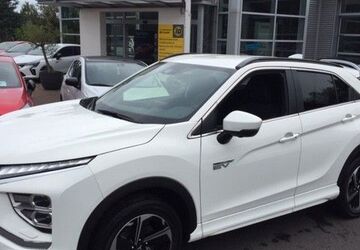 Mitsubishi Eclipse Cross 7.824 km 33.290 &euro; Bad Schwalbach 65307