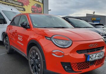 Fiat 600e 5.300 km 31.990 &euro; Mainz 55120