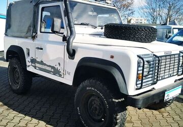 Land Rover Defender 149.000 km 28.900 &euro; Mainz-Kostheim 55246