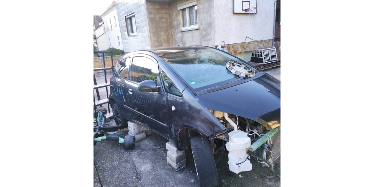 Mitsubishi Colt 250.000 km 2.199 &euro; Aarbergen 65326