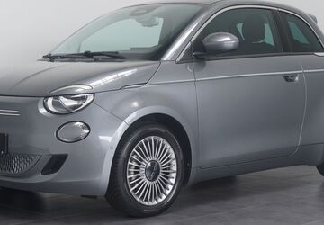 Fiat 500e 12.028 km 17.690 &euro; Wiesbaden 65205