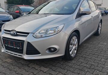 Ford Focus 142.000 km 5.200 &euro; Wiesbaden 65187
