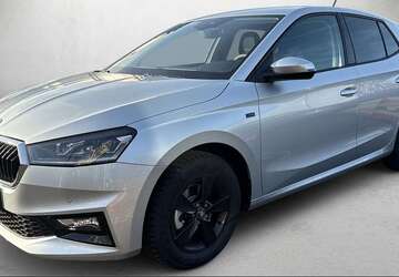 Skoda Fabia 9.999 km 23.390 &euro; Wiesbaden 65189