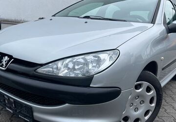 Peugeot 206 197.000 km 990 &euro; Rüsselsheim 65428