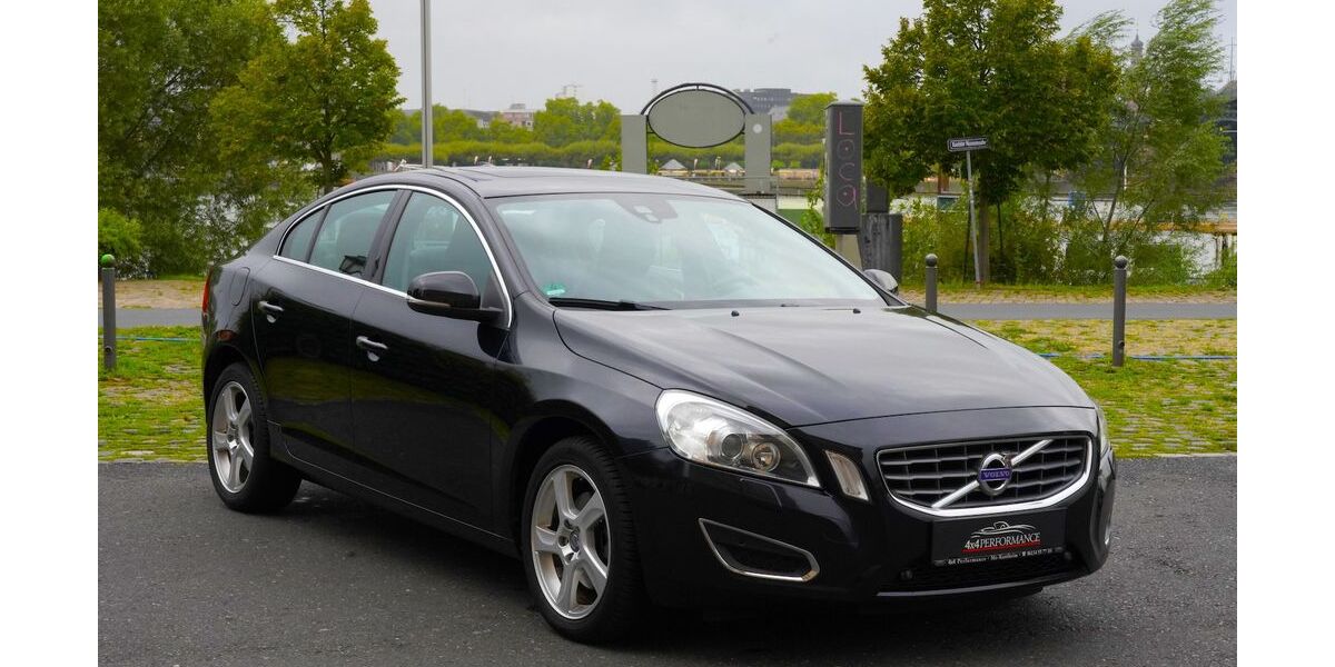Volvo S60 105.000 km 11.995 &euro; Mainz-Kostheim 55246