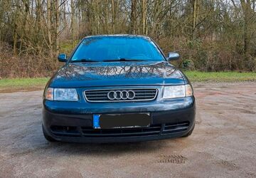 Audi A3 210.000 km 900 &euro; Wiesbaden 65189