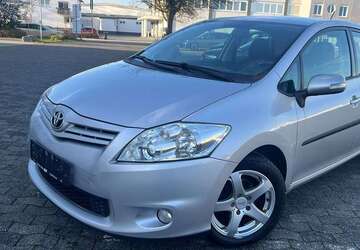 Toyota Auris 146.650 km 6.399 &euro; Gross-Gerau 64521