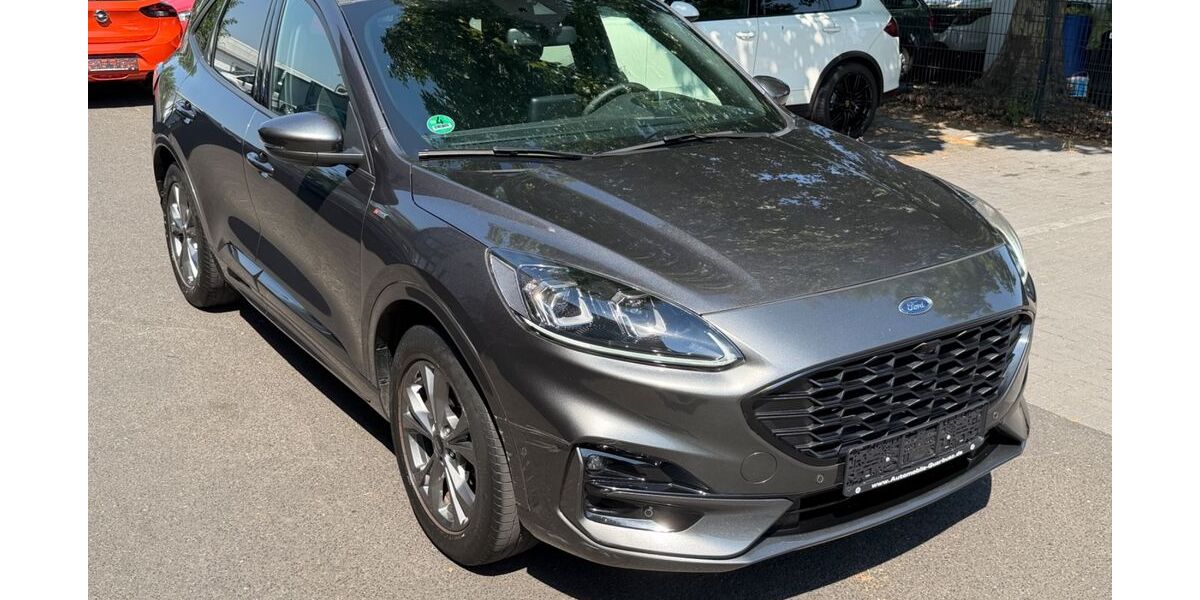 Ford Kuga 42.500 km 18.400 &euro; Wiesbaden 65203