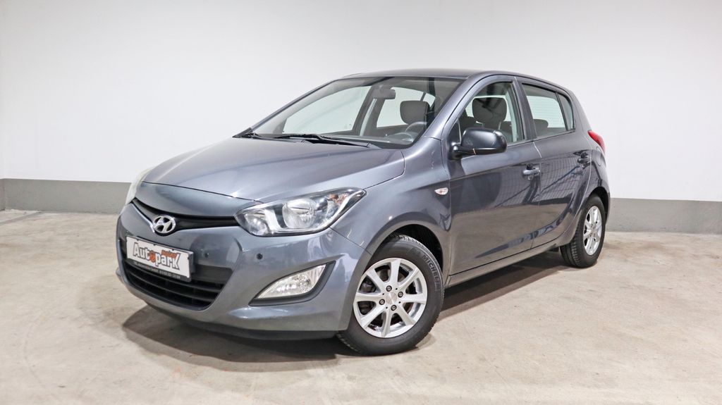 Hyundai i20 200.000 km 4.100 &euro; Ingelheim am Rhein 55218