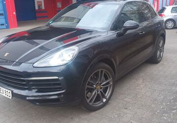 Porsche Cayenne 176.000 km 46.400 &euro; Hofheim 65719