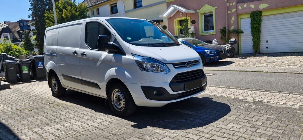 Ford Transit Custom 194.000 km 6.700 &euro; Mainz-Kostheim 55246